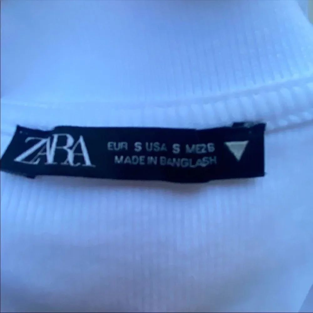 Zara RIB POLO CROP SHIRT in white size small - Picture 11 of 12